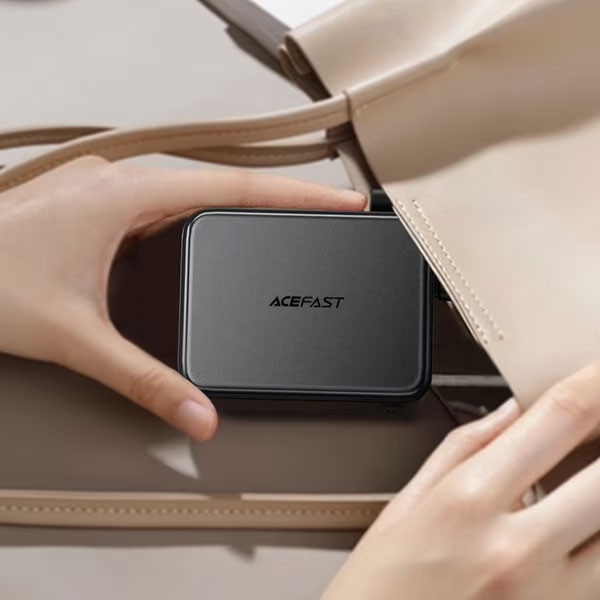پاوربانک 22.5 وات ایس فست مدل M28 ظرفیت 10000 میلیآمپرساعت به همراه کابل USB-C